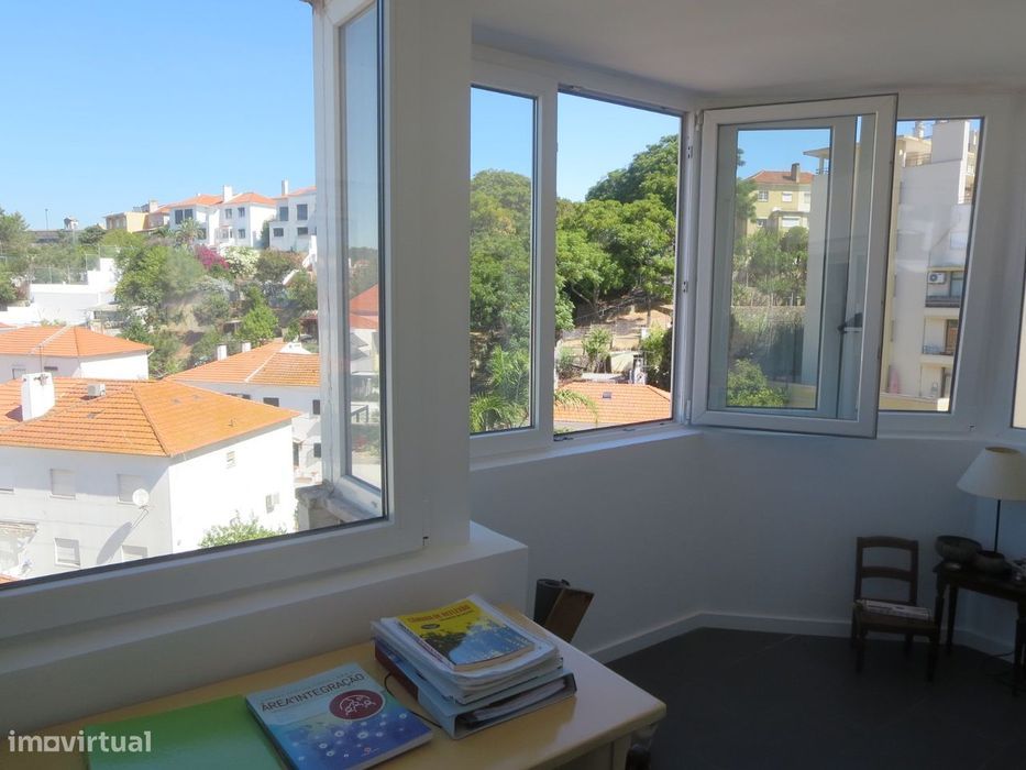 T1 em Campolide com Garagem !!