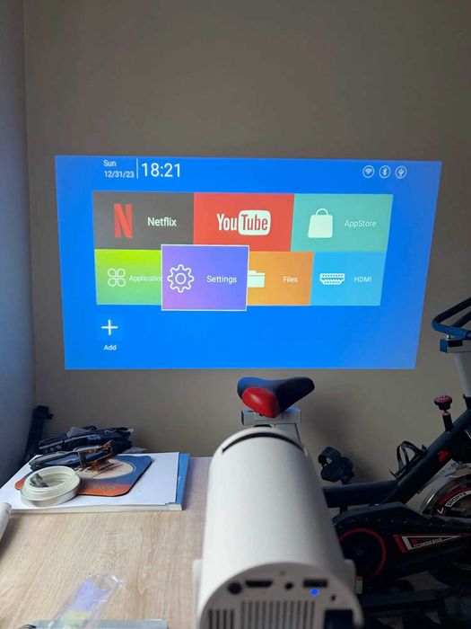 Портативный проектор Magcubic HY300 PRO Android cо Smart TV для дома