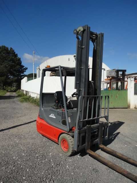 "Máquina" Empilhador Elétrico 1600Kg Triplo Bateria Nova