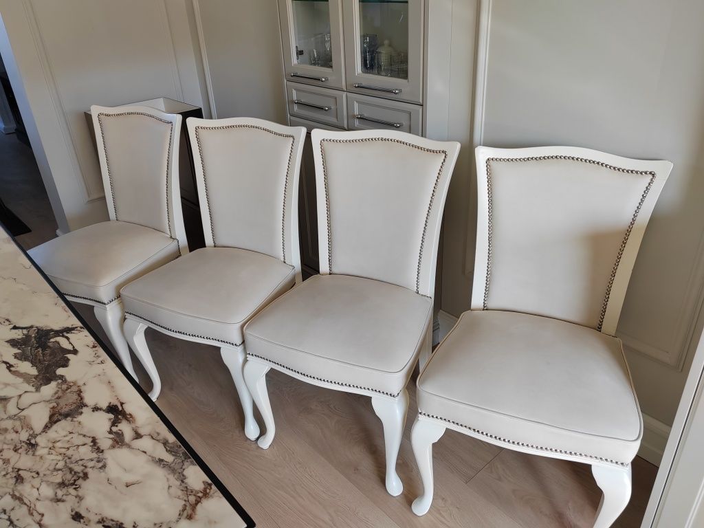 4 krzesła białe ekoskóra
