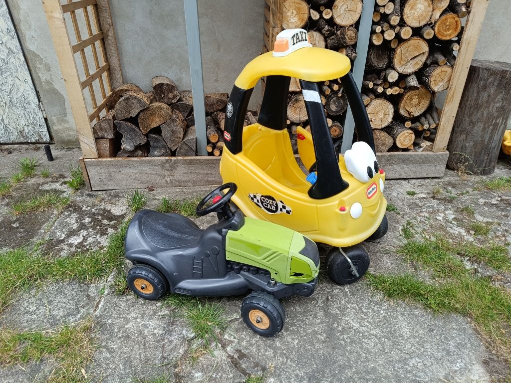 Dwa pojazdy dla dzieci taksówka i traktor