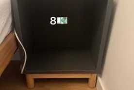 Mesa de Cabeceira IKEA Prática | Cubo de Arrumação