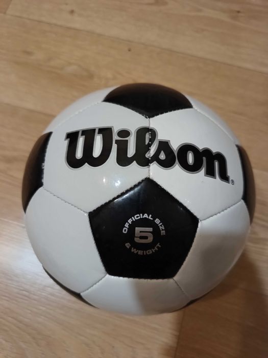 М'яч футбольний wilson