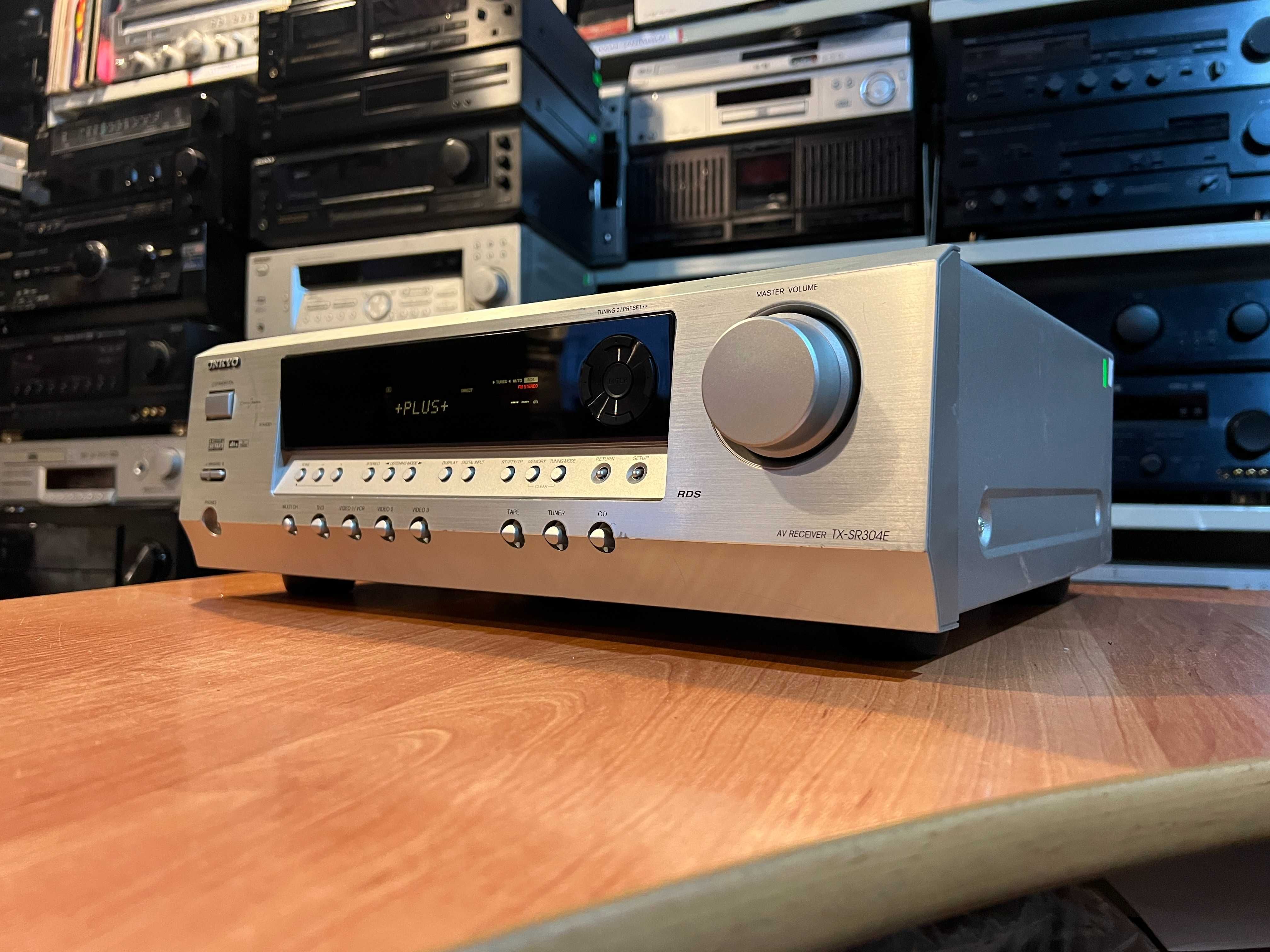 Amplituner kina domowego Onkyo TX-SR304E Audio Room