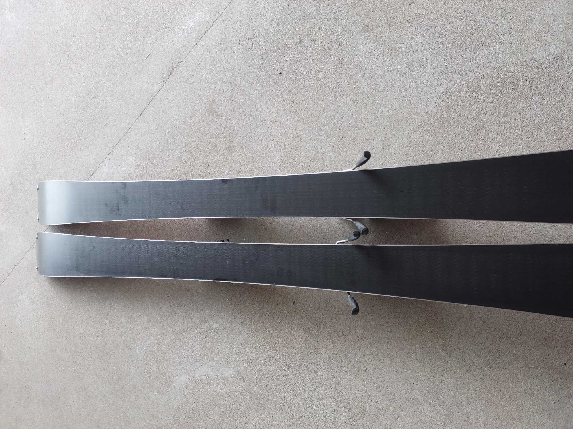 Narty Fischer 82 XTR  RC ONE 152 CM (10)