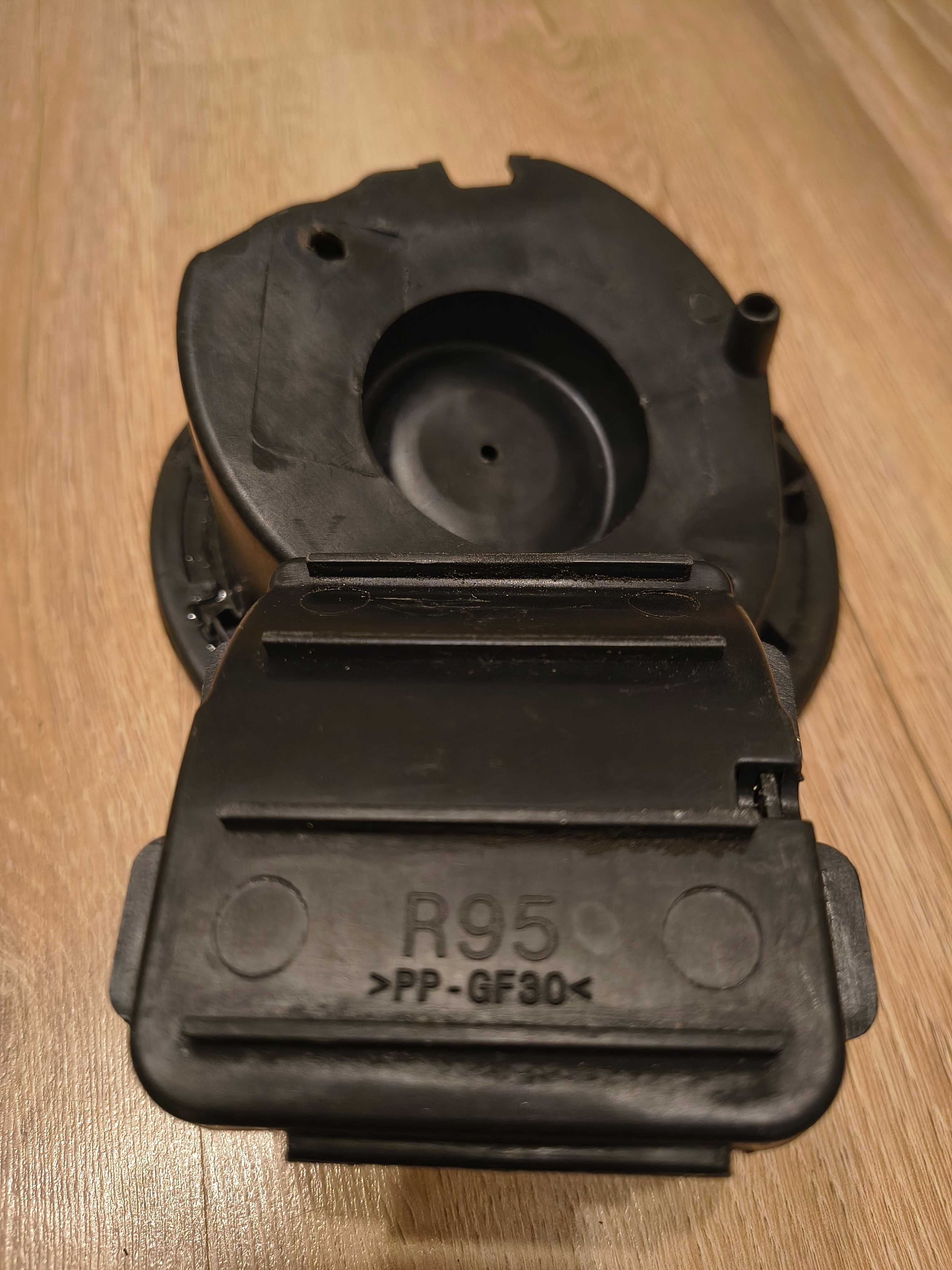 klapka wlewu paliwa renault scenic 3 diesel