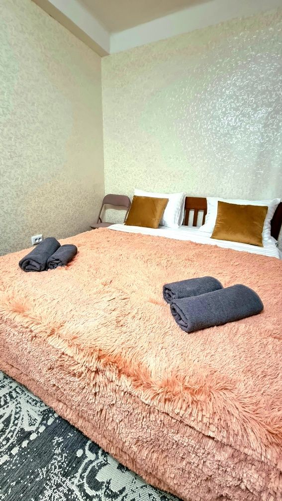 Сдам посуточно 1к кв. Космос, Варус, Обл.,1я Ж/д  б-ца