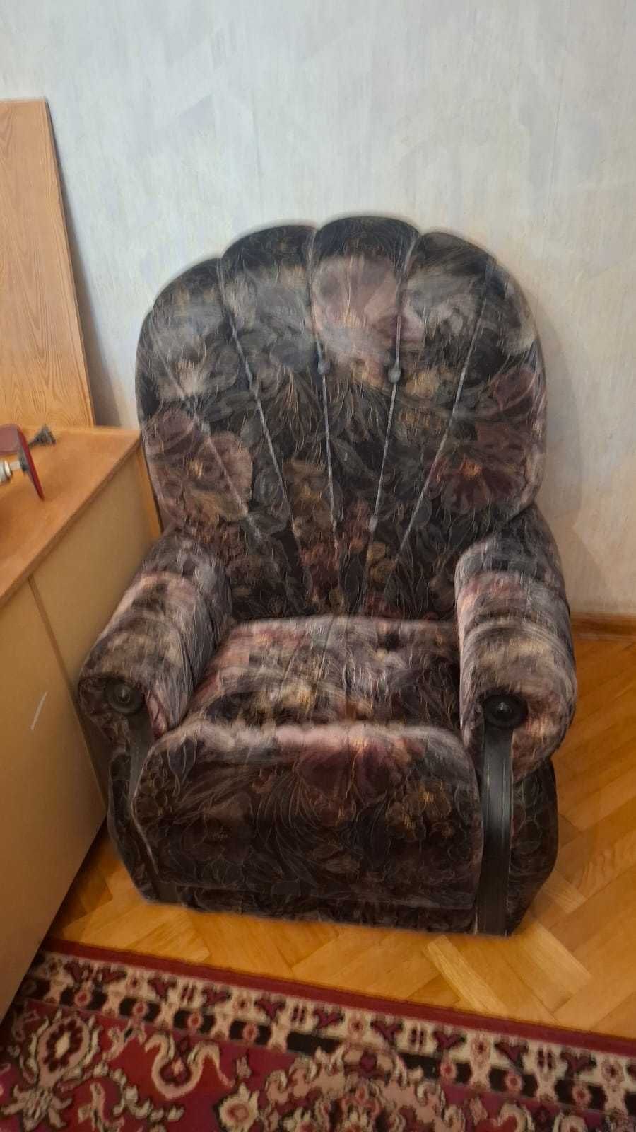 Wersalka i dwa fotele