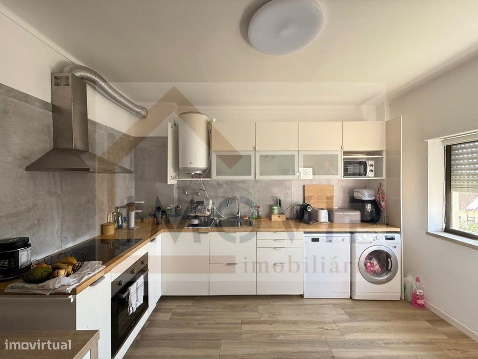 Vende-se Apartamento T2 renovado Pinhal Novo