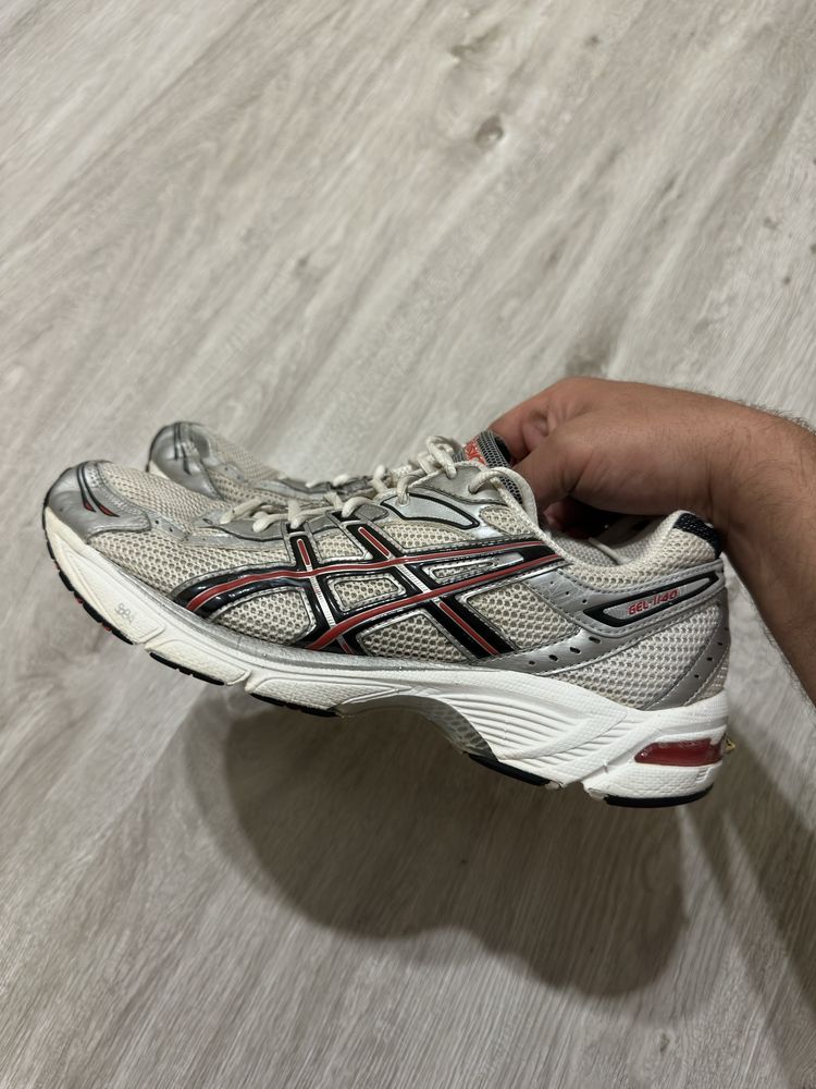 Вінтажні кросівки Asics Gel - 1140