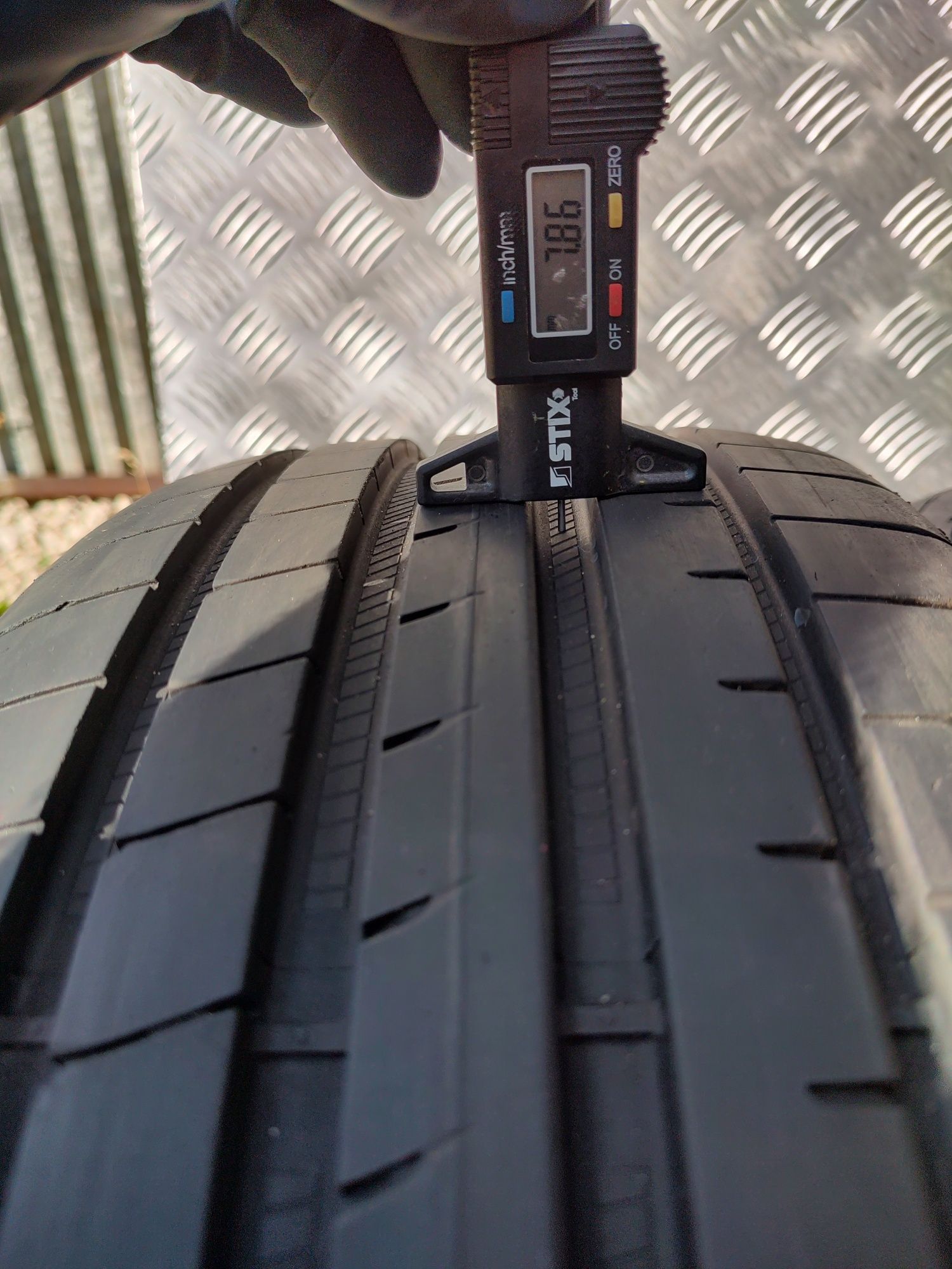 235/45/1898Y Goodyear Eagle F1 2023 i 2021