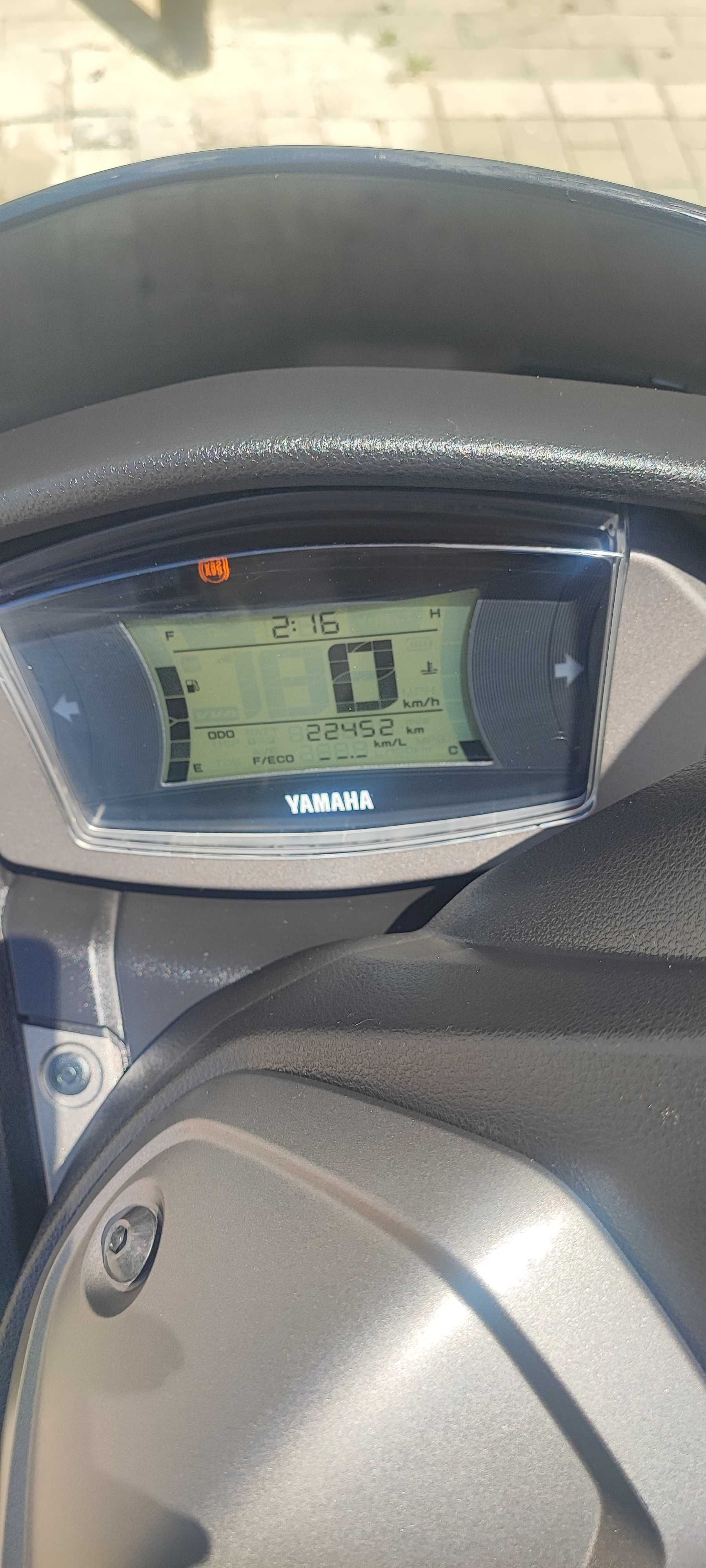 Moto Yamaha 2022