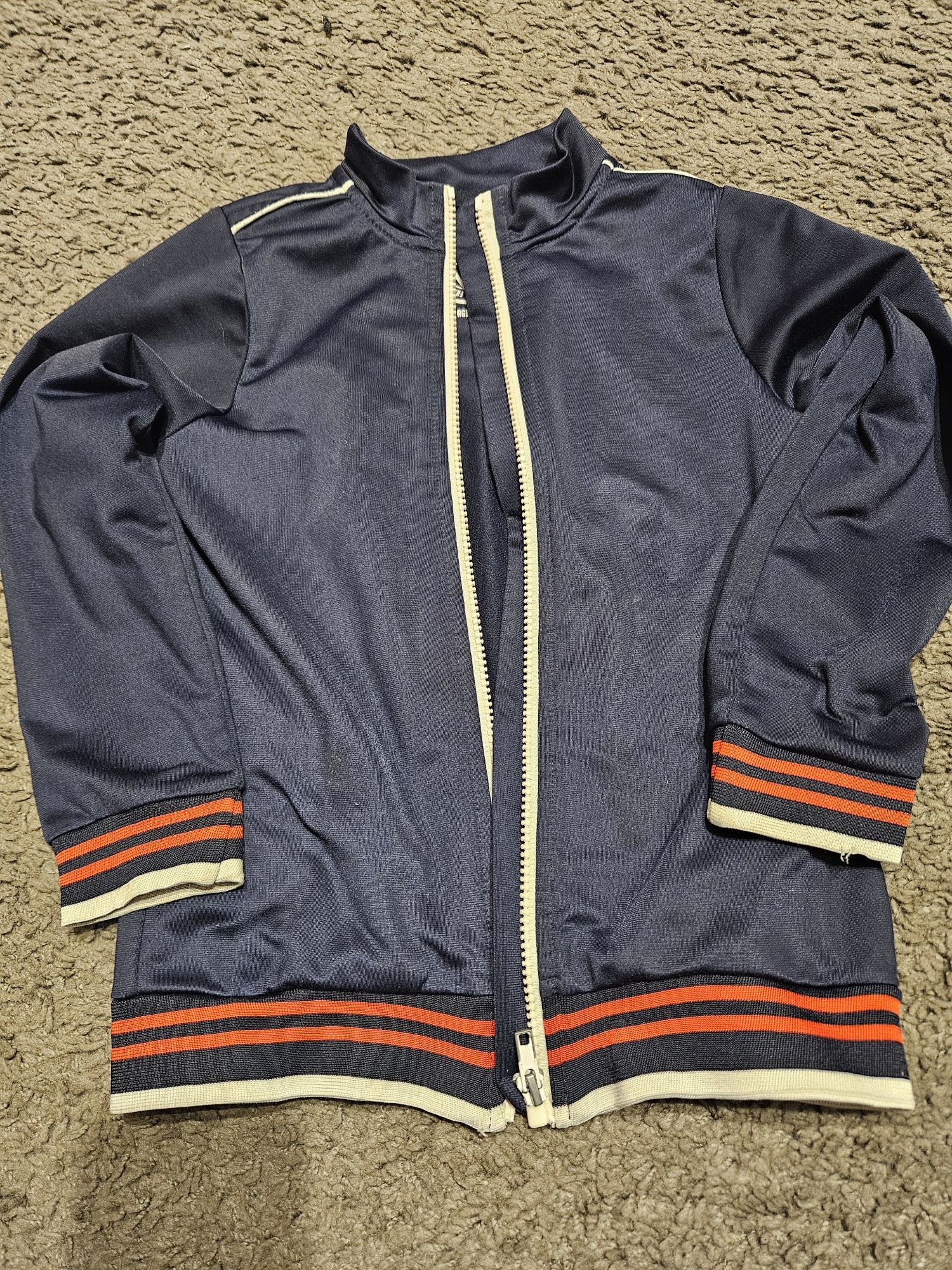 Bluza sportowa r. 116 / 122
