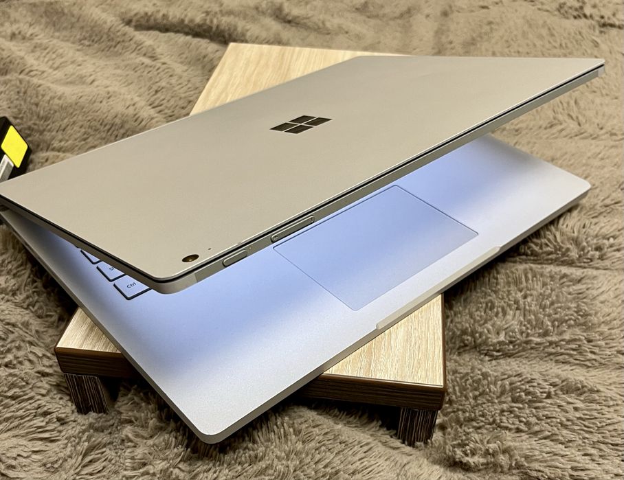 Microsoft Surface Book 3 13.5" i7-1065G7, 32GB \ 512GB
