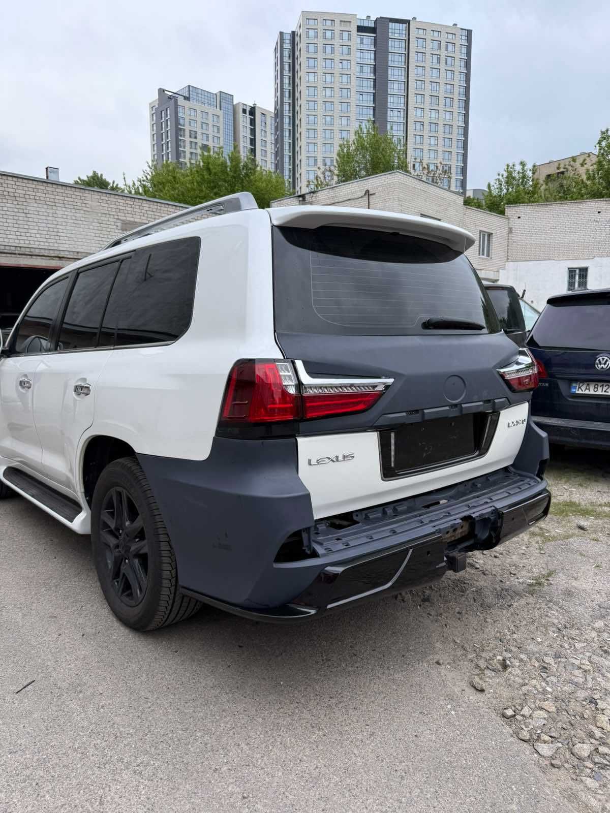 обвес Lexus LX570 2008-2015 лексус лх бампер капот крыло фары фонари