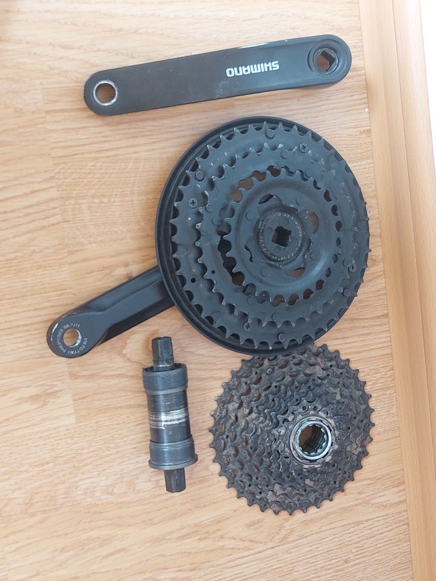 Шатуни Shimano FC-TY301 170mm квадрат, каретка, касета Shimano HG-500