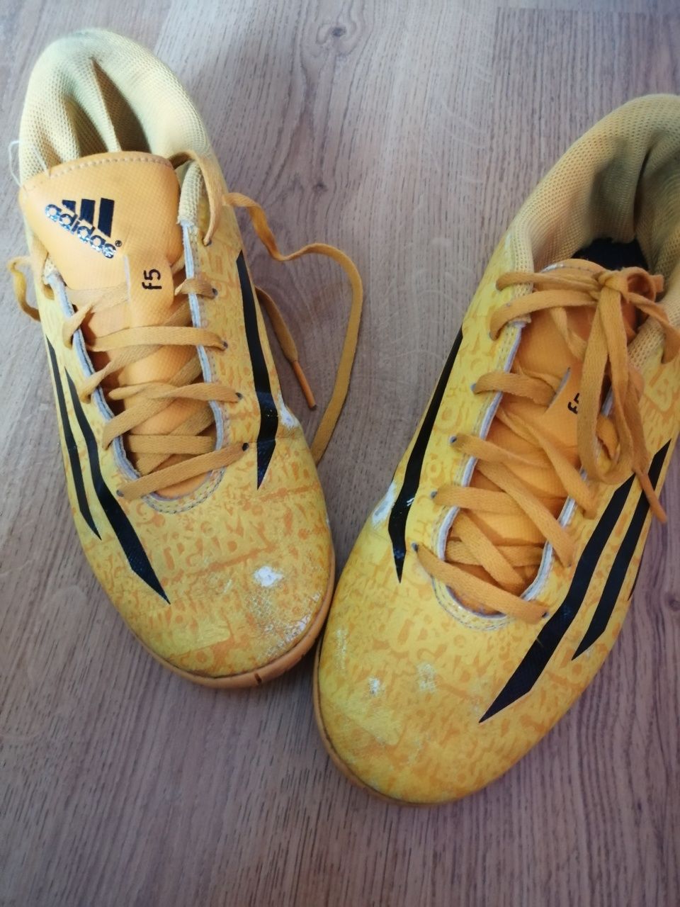 Buty halowe adidas f5 rozm. 41 i 1/3