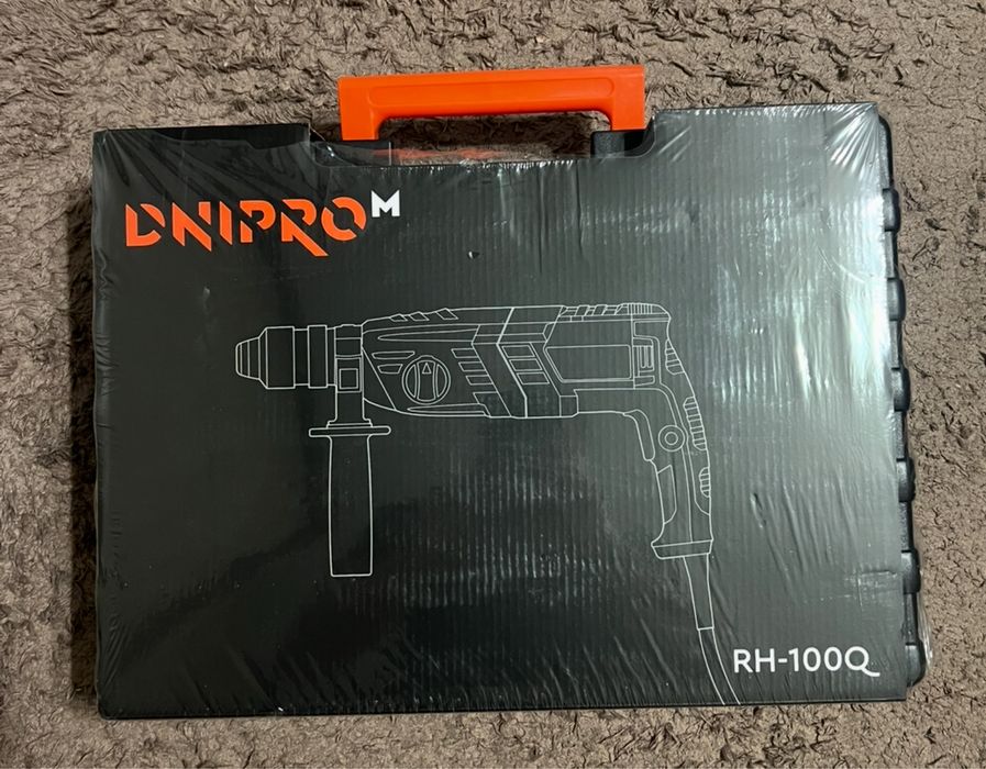 Перфоратор прямой Dnipro-M RH-100Q