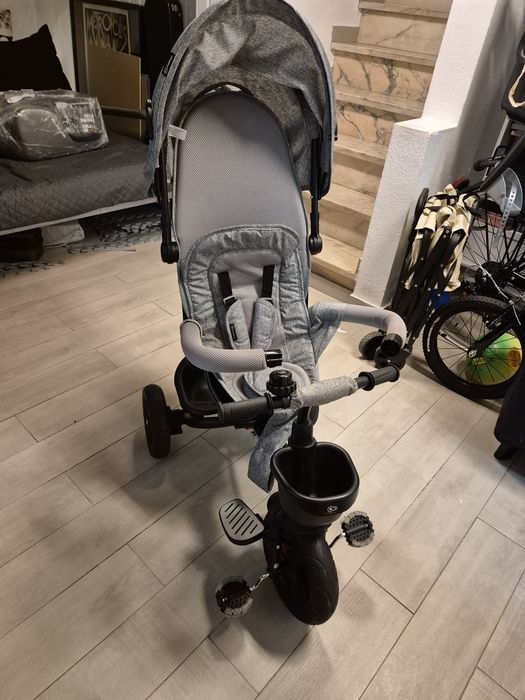 Triciclo Kinderkraft AVEO Cinza – Evolutivo 9m aos 5 anos + Capa chuva