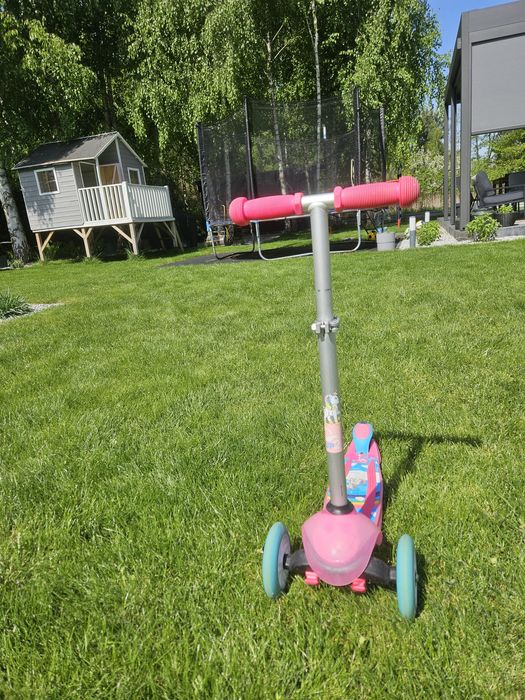 Hulajnoga trójkołowa dla dziewczynki