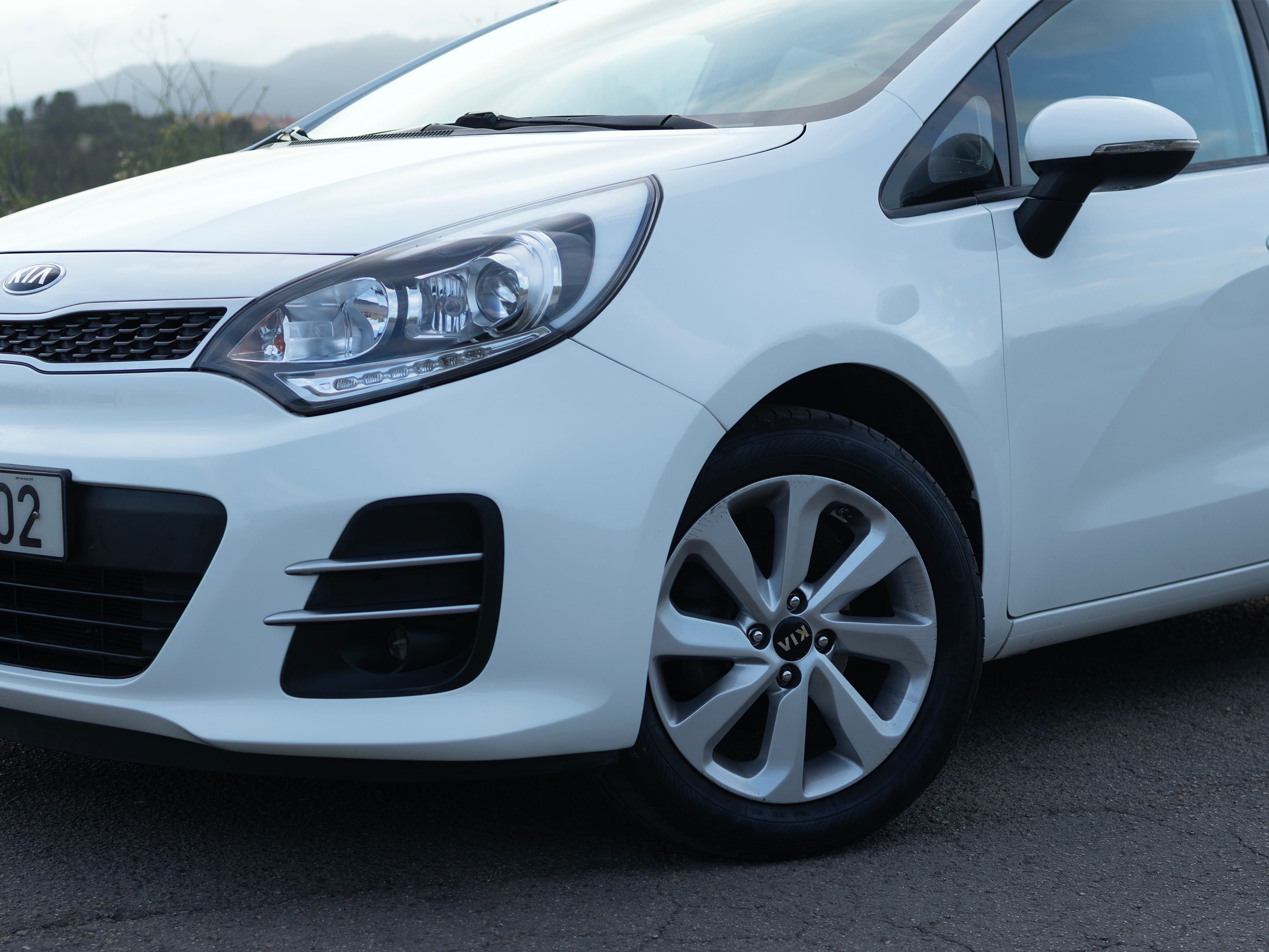 KIA RIO 2016 com 76475km
