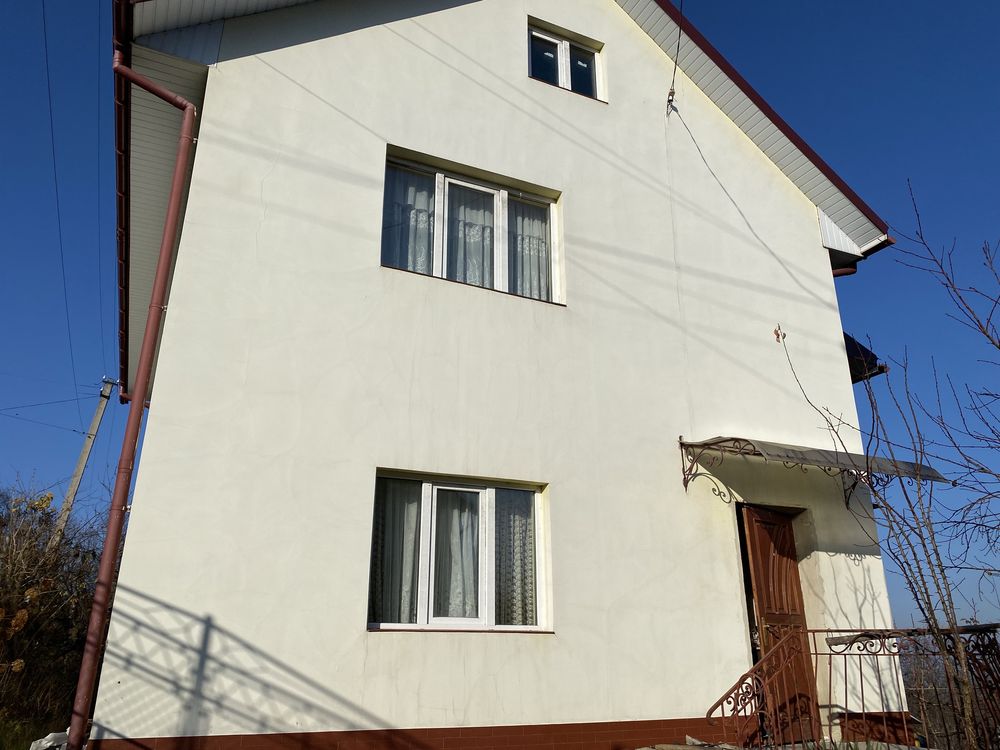 Продам будинок з садом по вул. Краматорській (р-н Цецино), т-во «Рута»