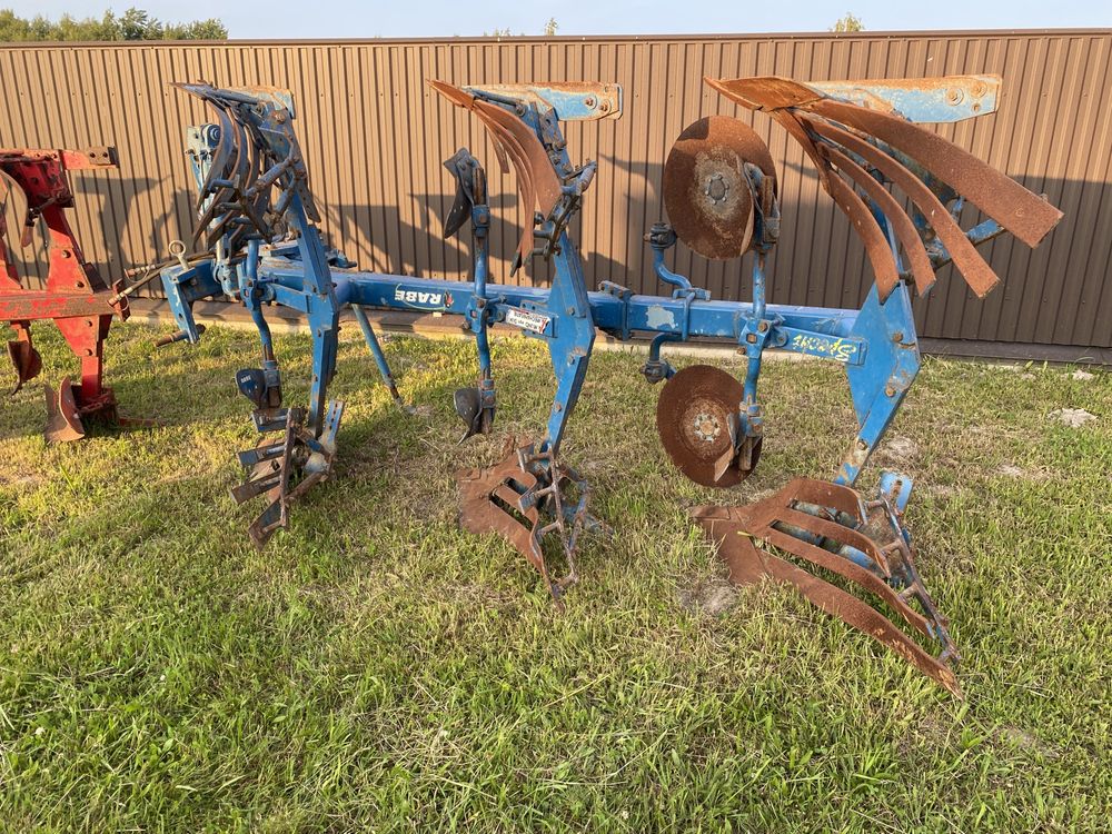 Rabe werk Specht 3 корпусний . Lemken opal 110