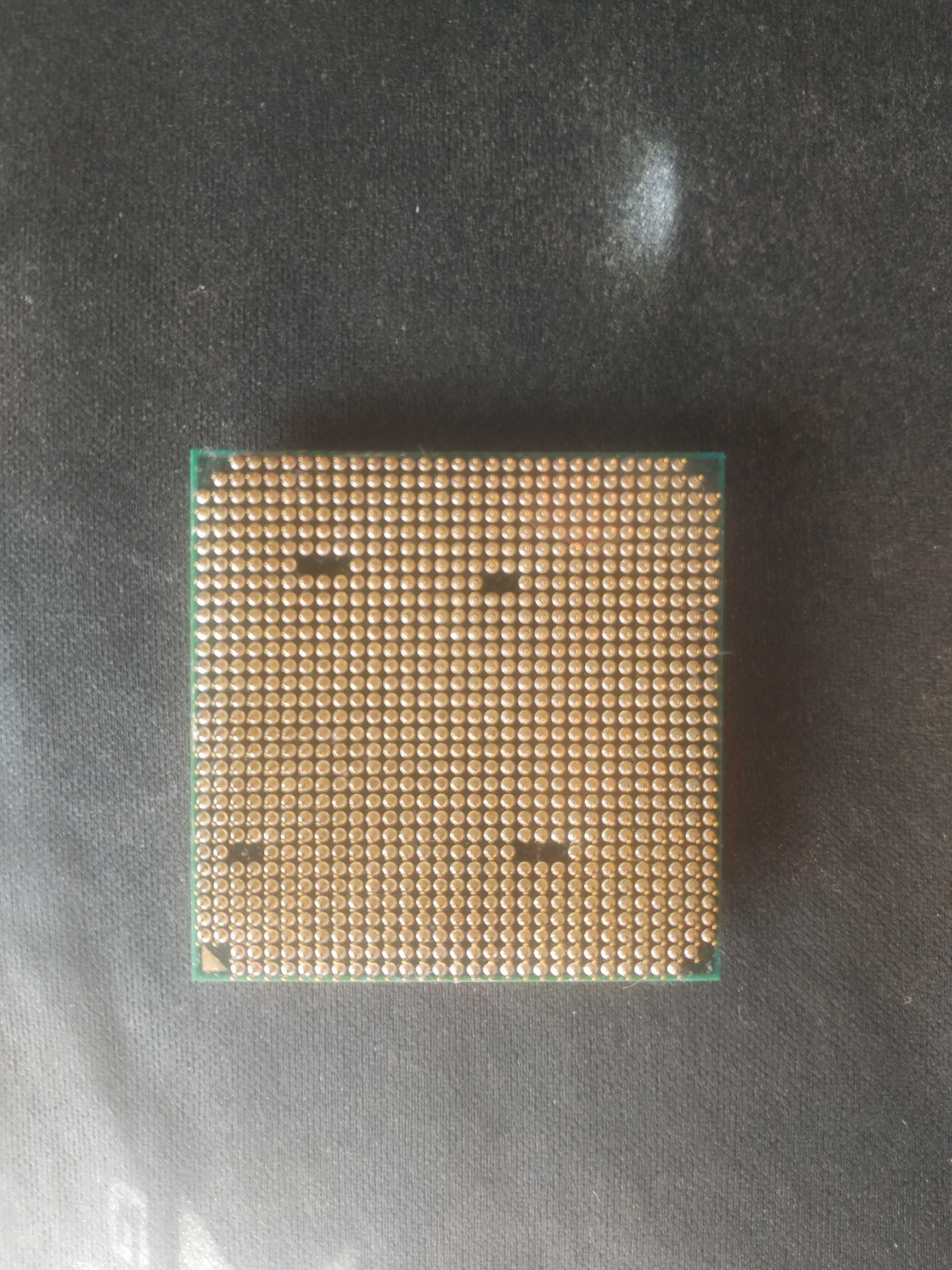 Процессор AMD Athlon II X2 220 2.8 Ghz ADX2200CK22GM Socket AM3, AM2+