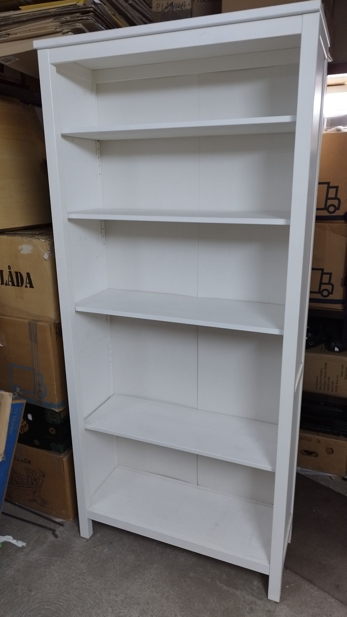 Ikea Hemnes witryna i regał