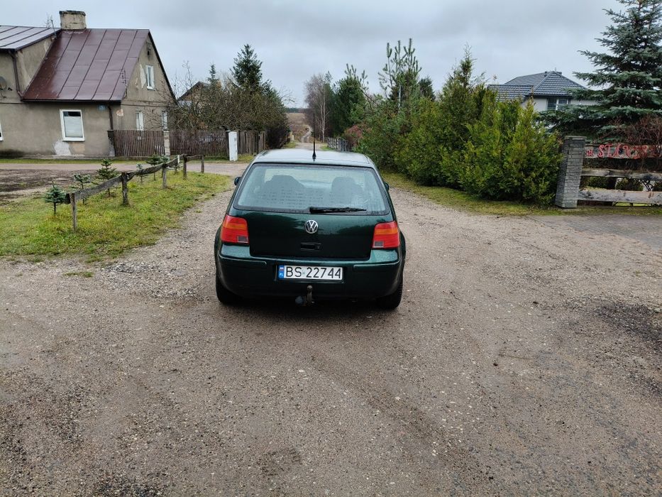 VW Golf 4 1.6 benzyna