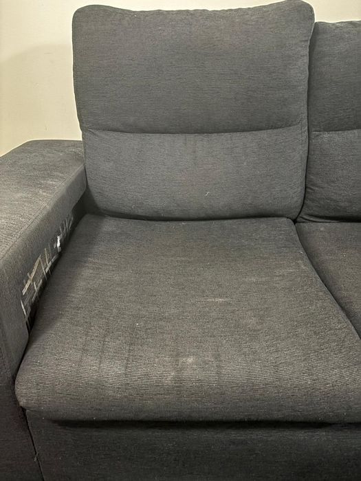 Sofá com chaise long