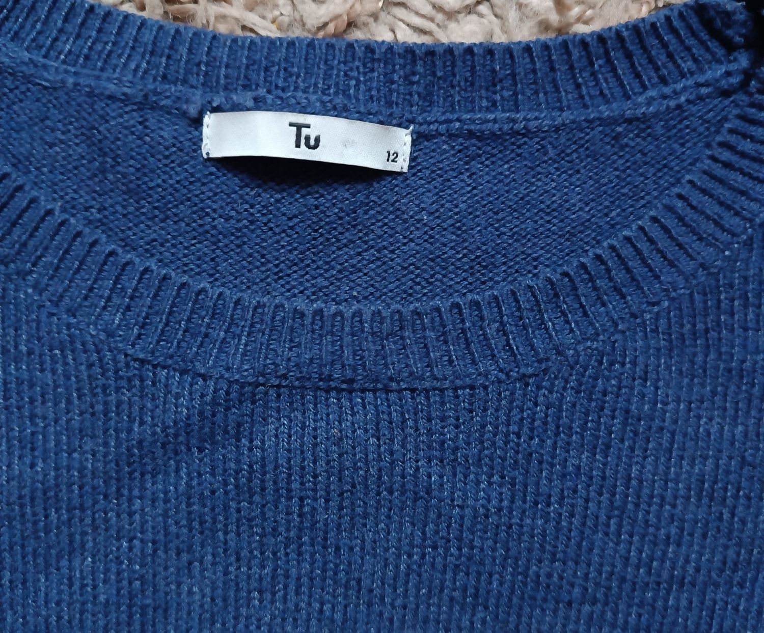 Sweter sweterek z dzianiny królik zając  rozmiar 12