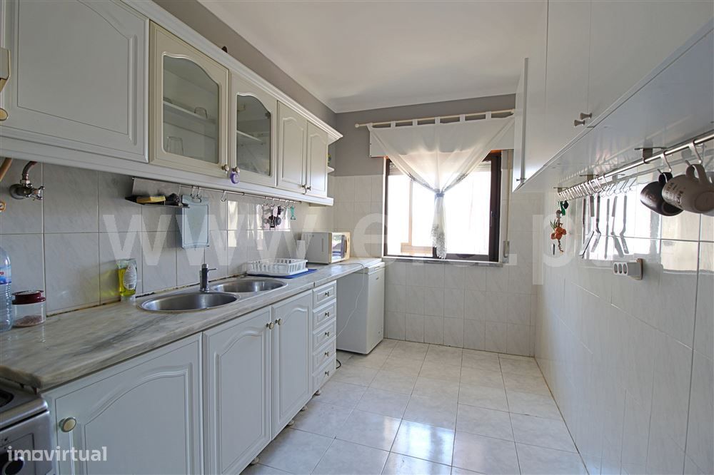 Apartamento T2+Sótão, Quinta do Conde