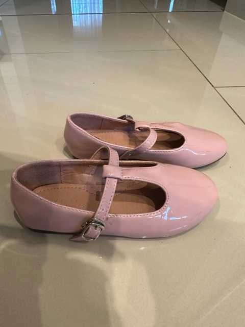 Spzedam baletki Neli Blu rozm. 28