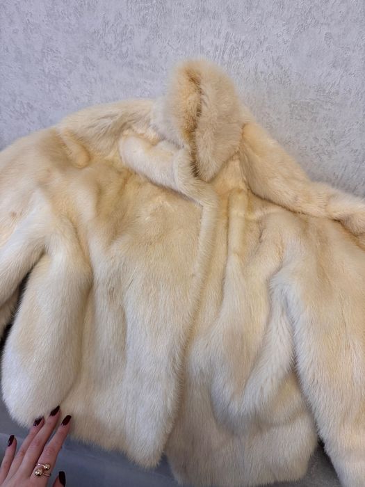Норкова шубка автоледі