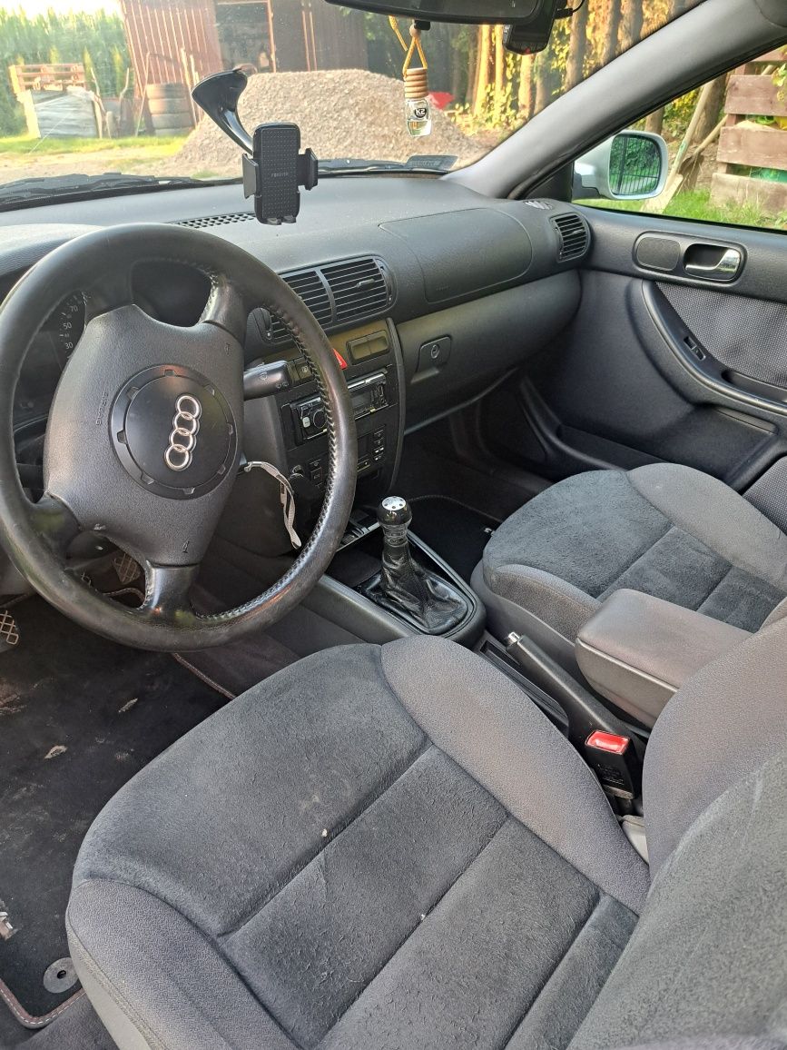 Audi A3 8L 1.6 Benzyna
