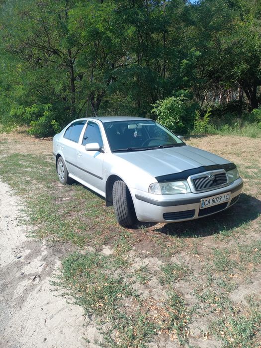 Продаю шкоду октавію тур