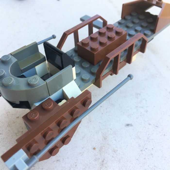 Set 7104 - LEGO Star Wars Desert Skiff, 2000