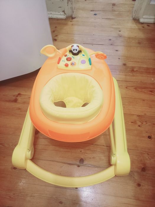 Vendo Andarilho da chicco entrego na zona arroios.