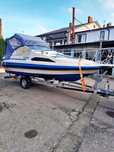 Jacht motorowy kabinowy 2004 SKYLINER,CRUISER, MERCURY 90 KM