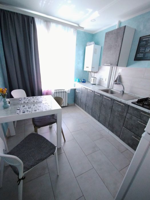 Подобово СУЧАСНІ 2- кімн. нові стильні апартаменти