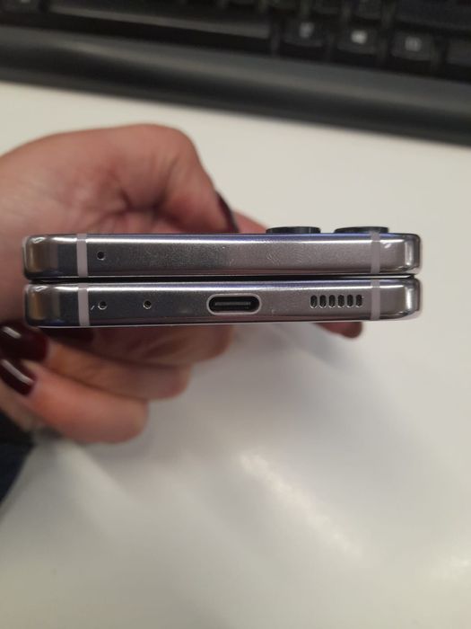 Samsung Z Flip 5 Rosa