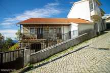 Moradia Banda T3 de Ponta, Picão, Castro Daire