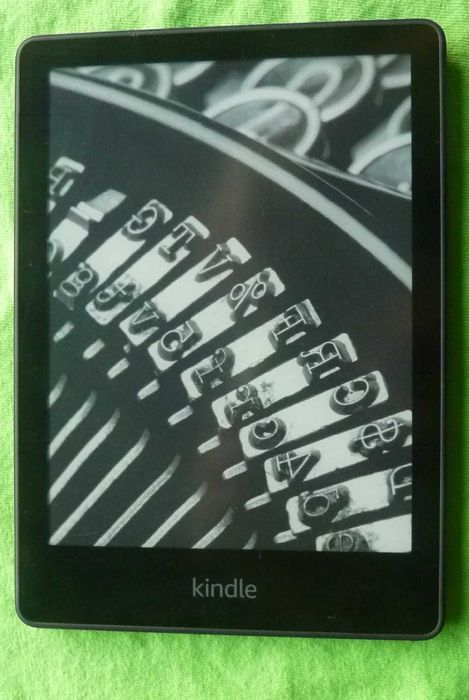 Amazon Kindle Paperwhite 5 Edycja, 11 Generacja / Kolor Czarny / 8GB