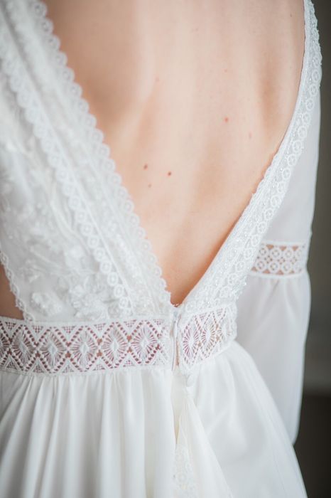 Весільна сукня