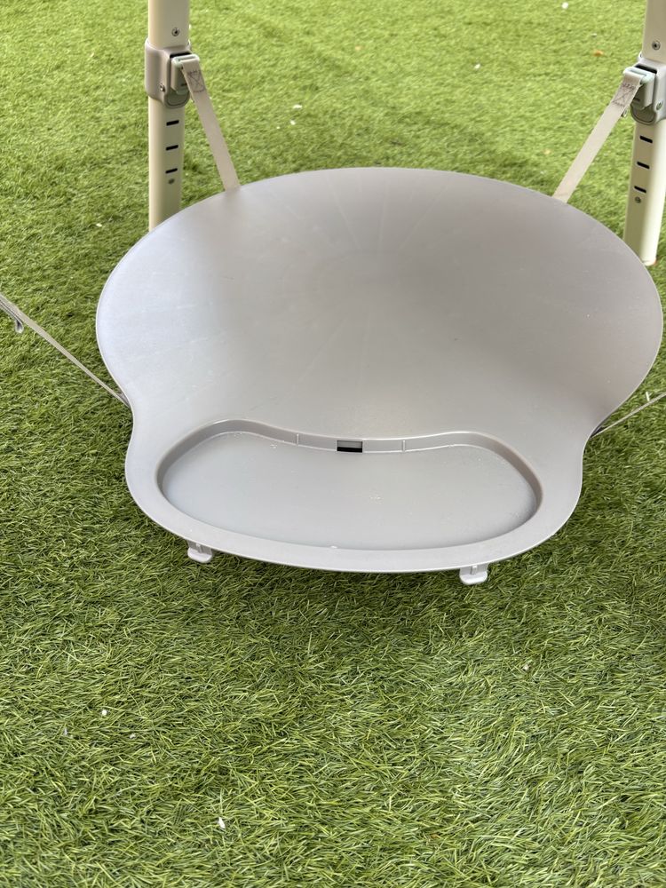 Mesa de atividades Skip Hop
