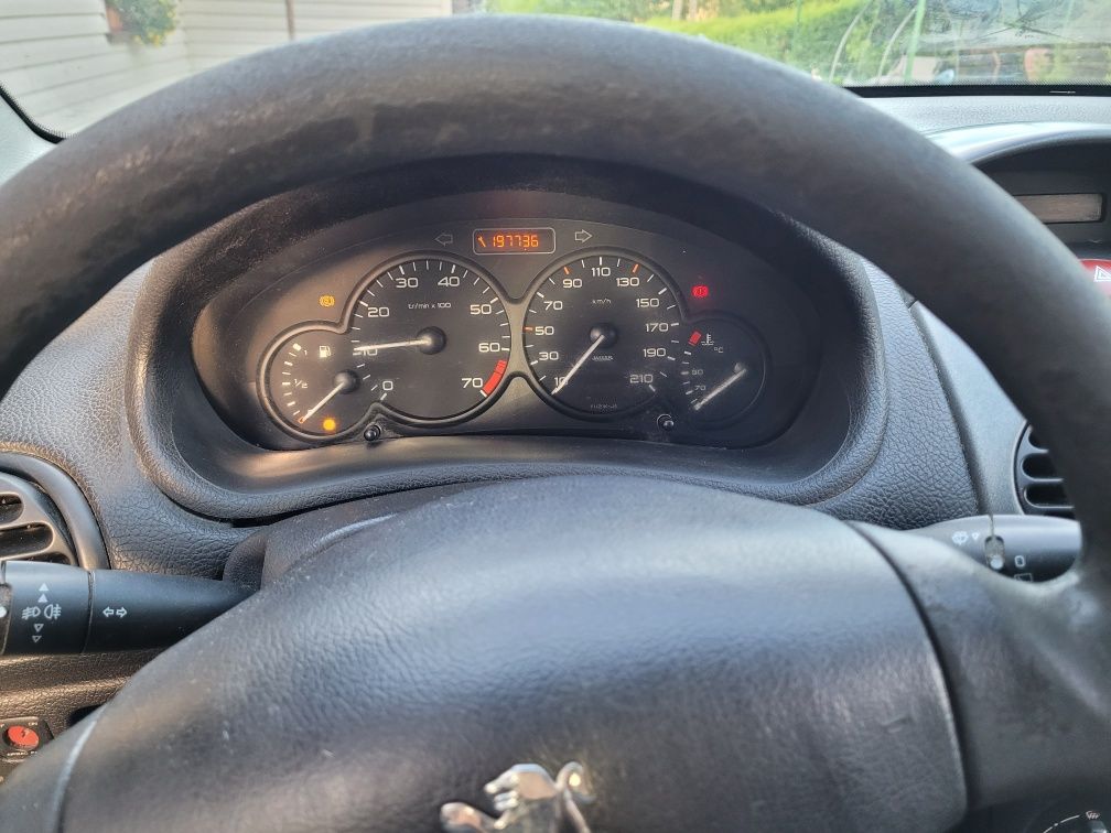 Samochód Peugeot 206