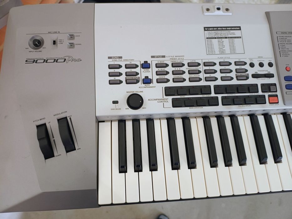 Yamaha psr 9000 pro