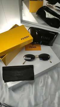Сонцезахисні окуляри Fendi first crystal/ Очки фенді з логотипом  F