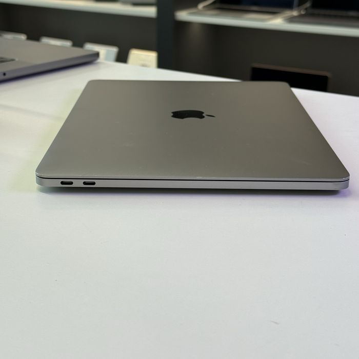 Ноутбук MacBook Pro 13 2017 i5/8GB/128GB